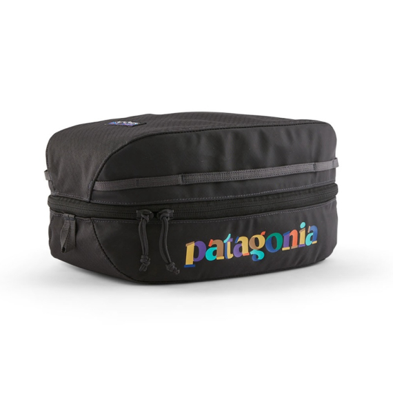 Patagonia Black Hole Cube 6L Unity Text: Ink Black in the group Storage / Other Storage / Washbags & Organizers at Sportfiskeprylar.se (49367-UTIB-ALL)