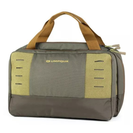 Umpqua ZS2 Traveler Fly Tying Kit Bag - Olive in the group Storage / Tackle Bags / Accessory Bags at Sportfiskeprylar.se (NFD9366-Bag)