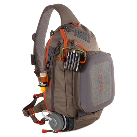 Fishpond Summit Sling 2.0 Gravel in the group Storage / Tackle Bags / Sling Packs at Sportfiskeprylar.se (SS-2-0-G)