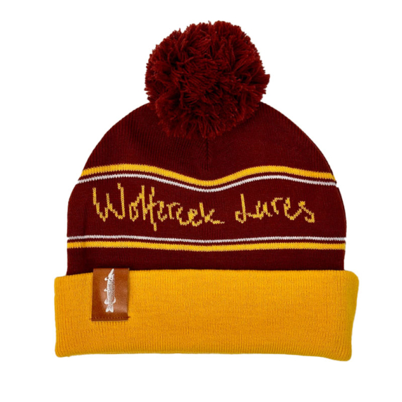 Wolfcreek Classic Logo Pom Pom Beanie - Burgundy/Mustard in the group Clothes & Shoes / Caps & Headwear / Beanies & Hats at Sportfiskeprylar.se (WCL-05-POMPOM-01-BRG-MUST)