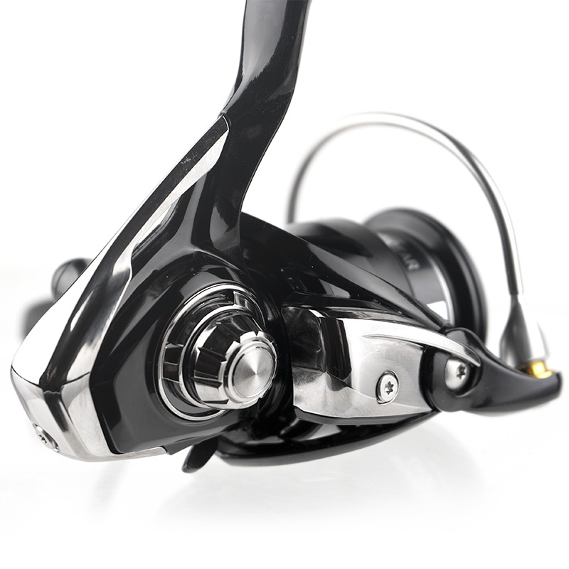 Daiwa 20 Fuego LT 2500-XH Pitch Black | Sportfishtackle.com